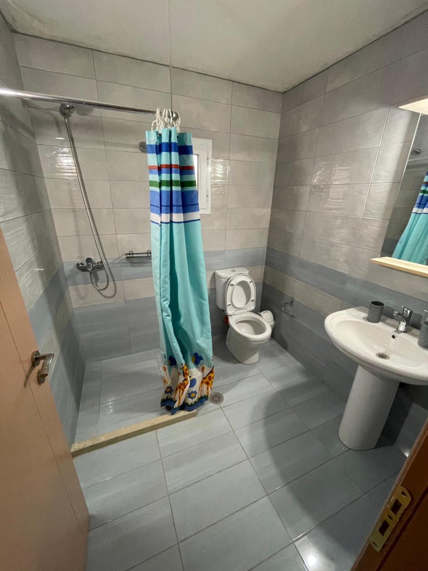 Gezos Apartment Himare Luaran gambar